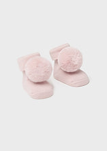 Load image into Gallery viewer, Newborn sock and headband set in pink 9657
